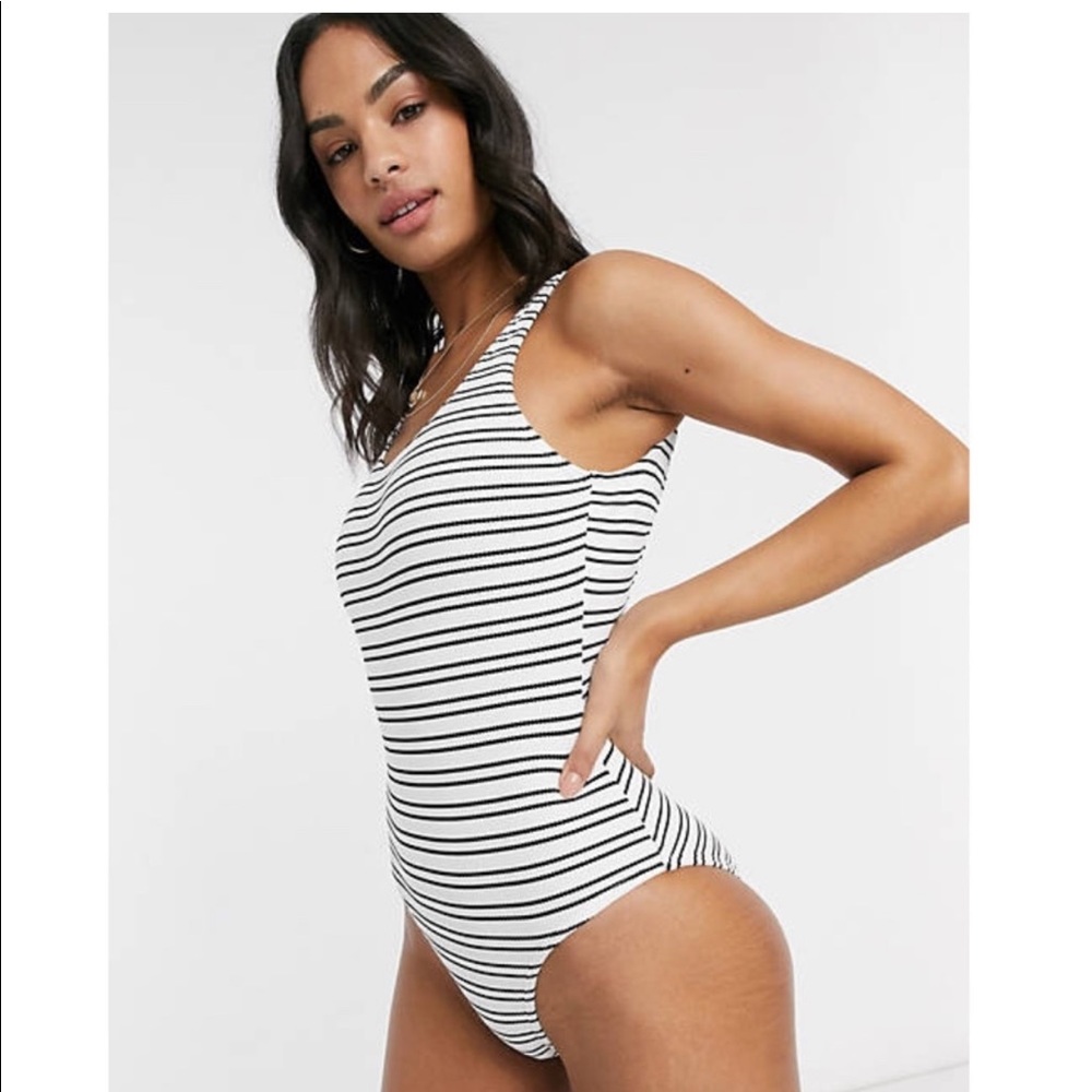 French Connection sports swimsuit one piece striped bathing suit sz med